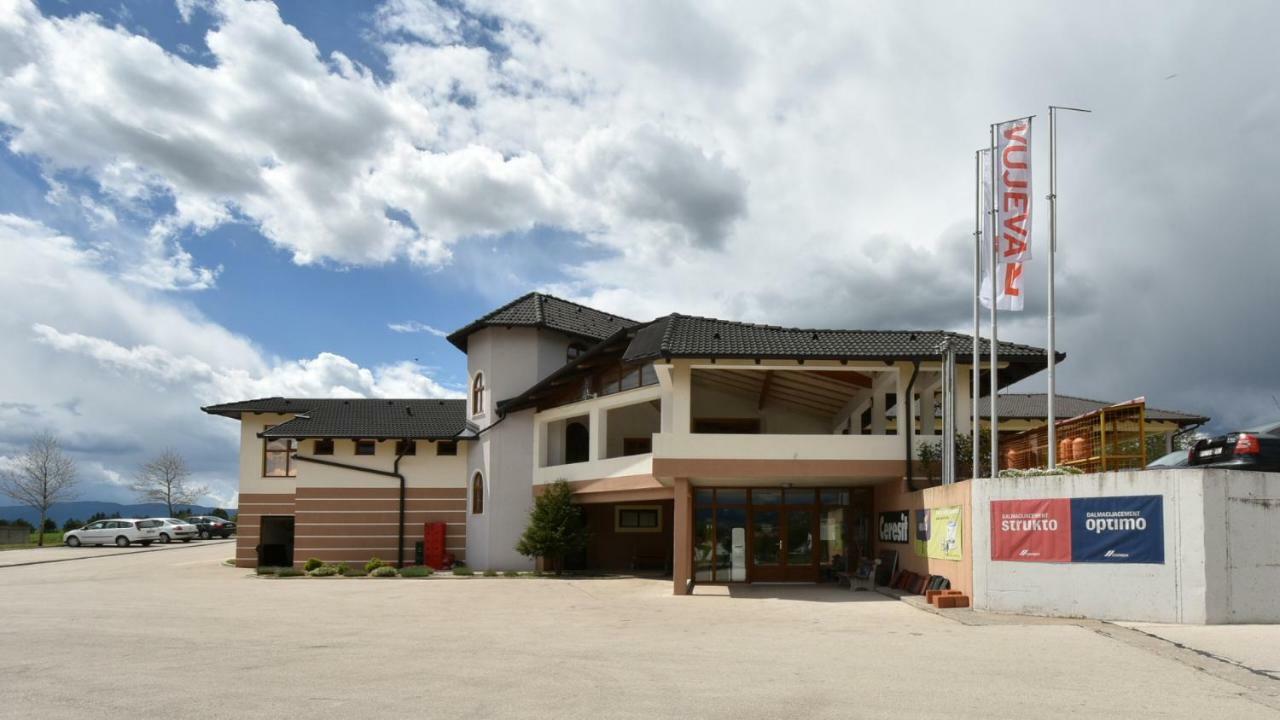 Motel Vujeva ليفنو المظهر الخارجي الصورة